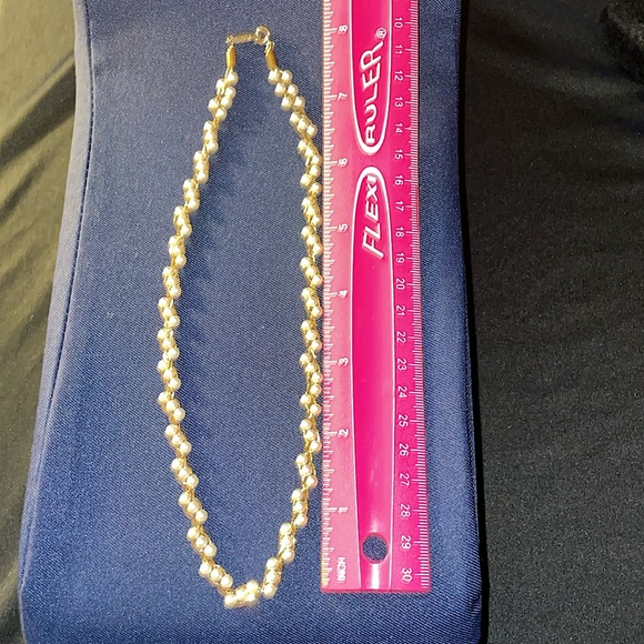 Vintage Napier brand necklace, bracelet and earring set.  Excellent condition. - Picture 5 of 10